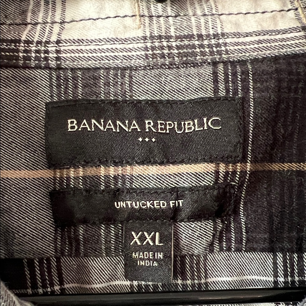Banana Republic Men's Black and White Plaid Flannel Shirt Untucked Fit sz XXL - Picture 2 of 3